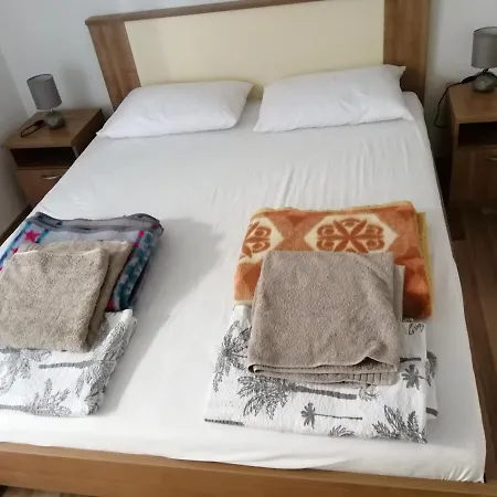 Sobe Galija Veli Iž